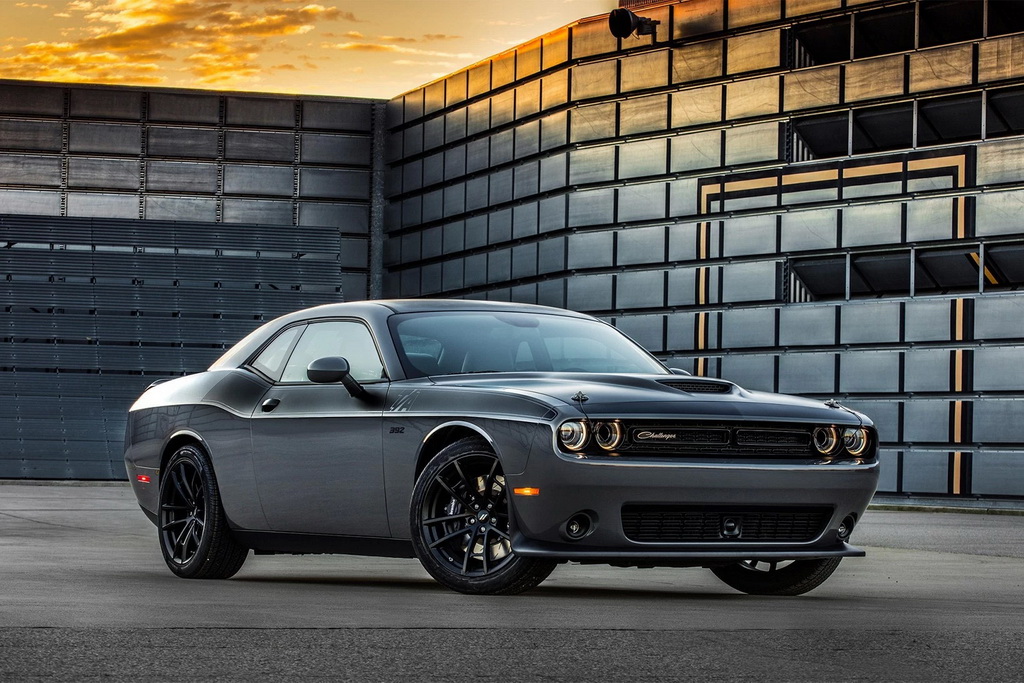 经典重生－道奇 2017 年式样 Dodge Challenger T/A 跑车