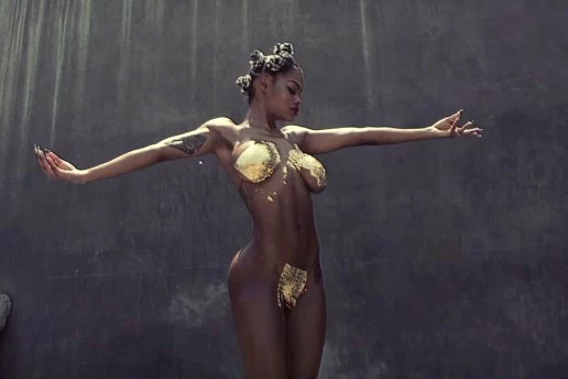 Teyana Taylor 性感金箔装出镜单曲《Champions》MV