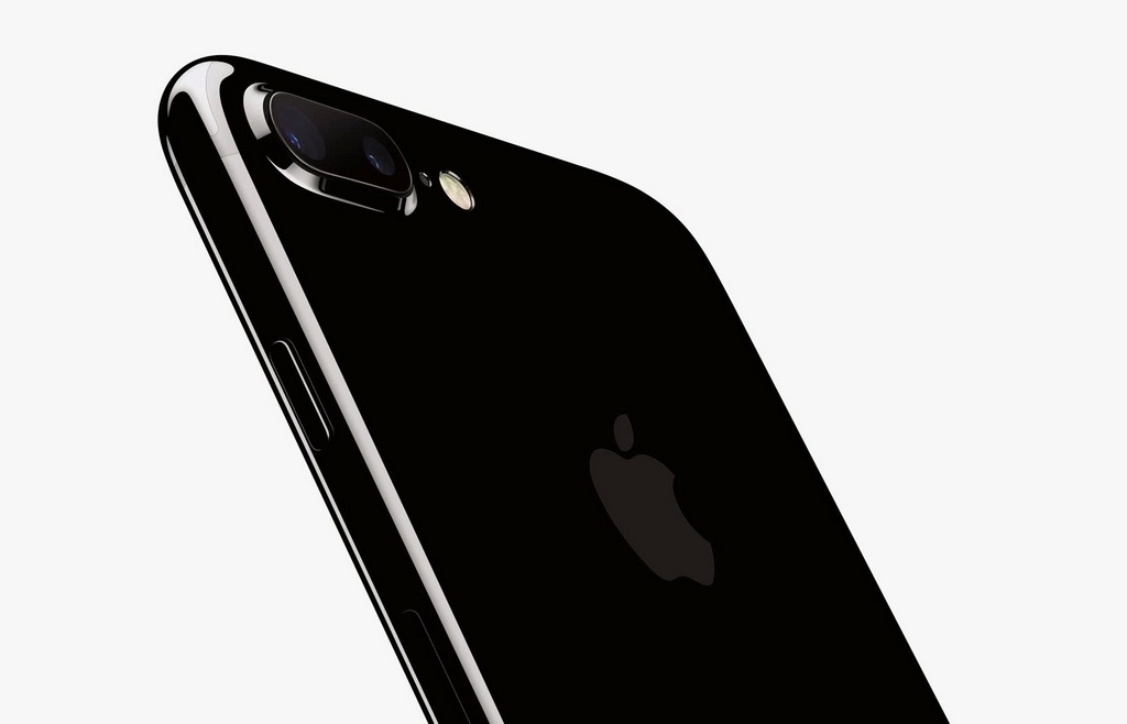 Apple 官方承认 iPhone 7「亮黑色」容易留下刮痕