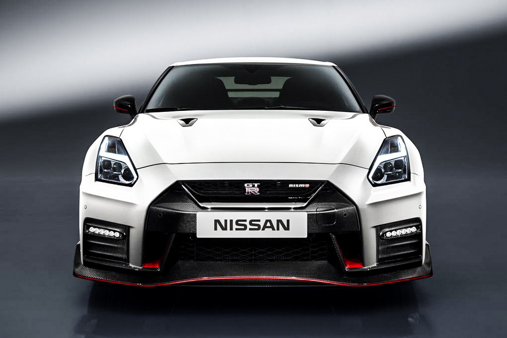 性能强化，平民不再－日产战神 Nissan 2017 GT-R Nismo 售价公布！