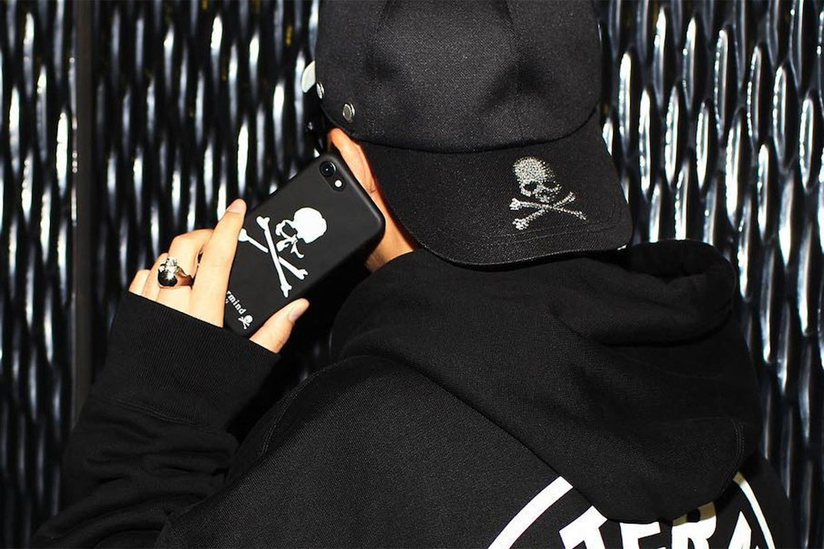 mastermind JAPAN 20 周年别注 iPhone 7 Case 与 Apple Watch 表带