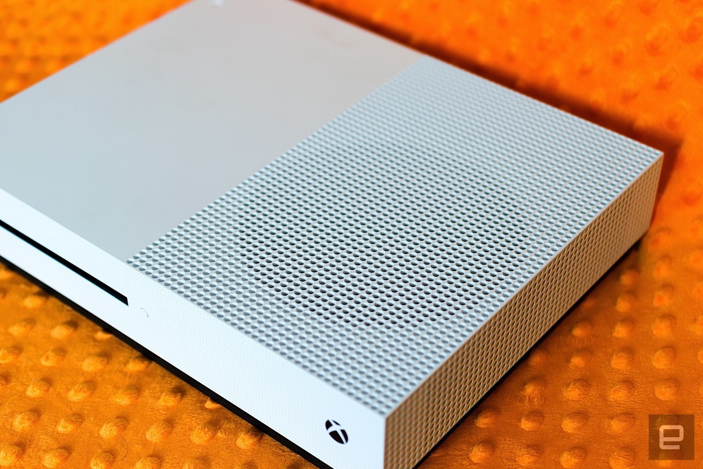 国行 Xbox One S 上市，1TB 版售价 2,699 元