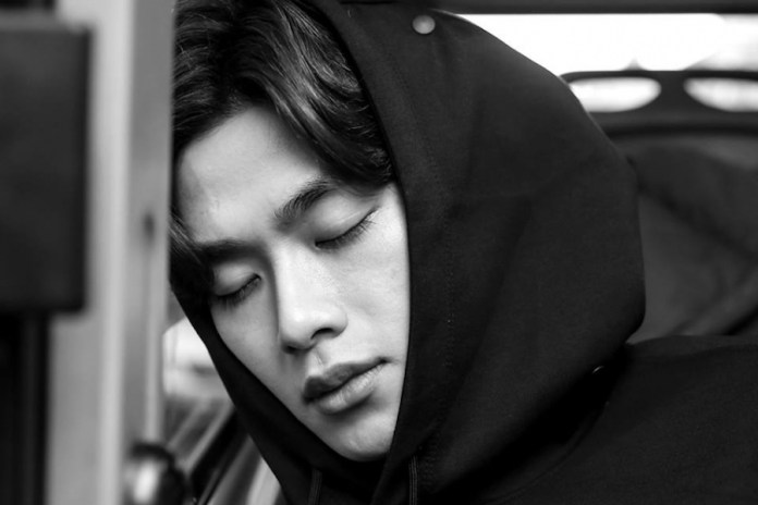 Design United 推出带有空气靠垫的连帽衫 Air Cushion Hoody