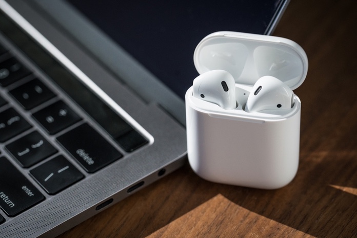 Apple 新专利显示会带来防水及无线充电功能的 AirPods Case