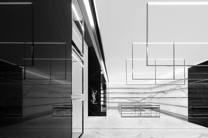 Saint Laurent 于银座开设全新旗舰店