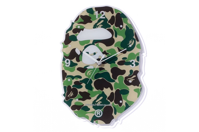 BAPE 推出全新 Camo Ape Head 墙壁挂钟