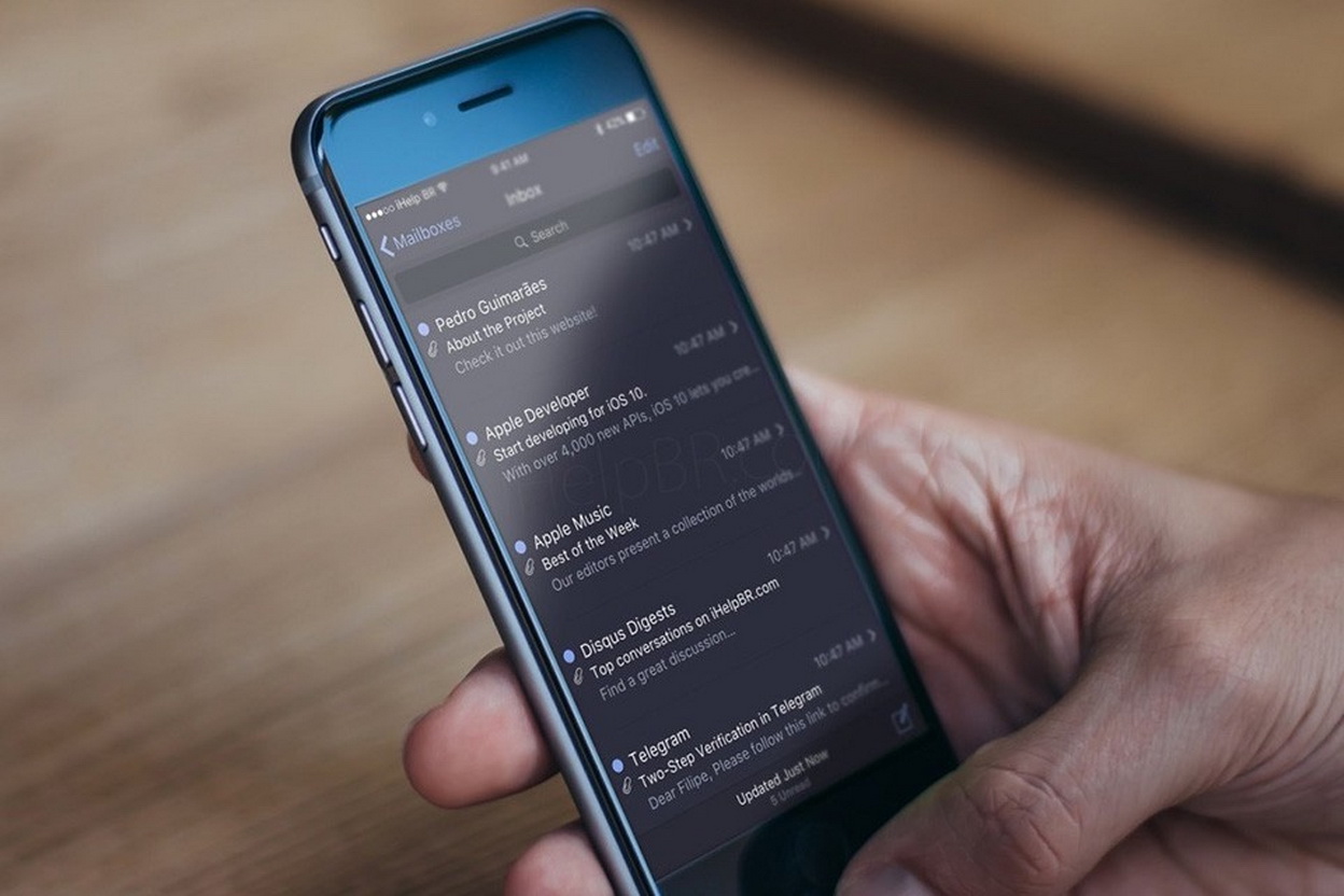 Apple iOS 11 隐藏功能「Dark Mode」揭开神秘面纱