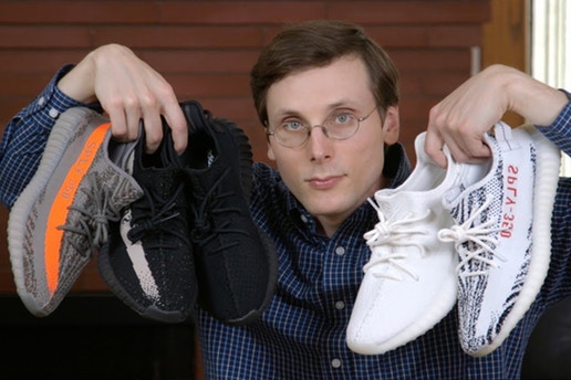 Brad Hall 对比历代 YEEZY BOOST 350 V2 配色穿着舒适度