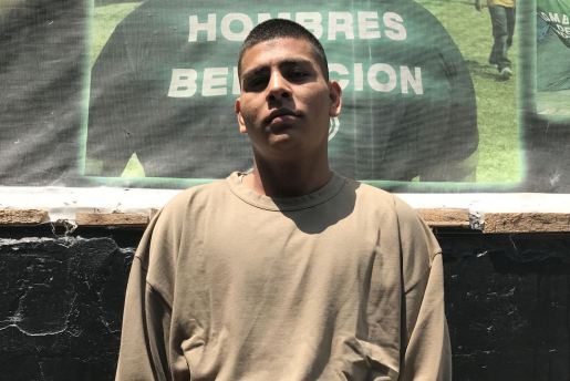 纽约品牌 WILLY CHAVARRIA 为秘鲁 Lurigancho 监狱打造全新囚服