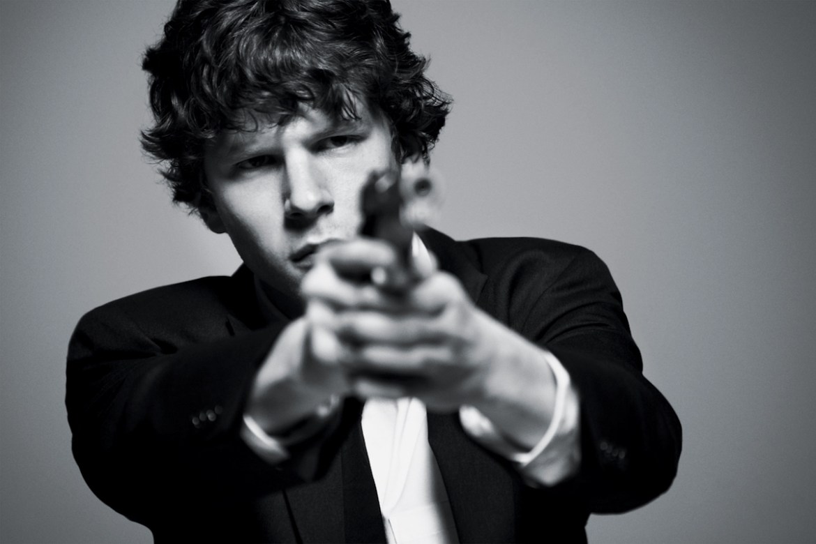 传闻 Jesse Eisenberg 于《正义联盟》中的戏份遭到全数删除