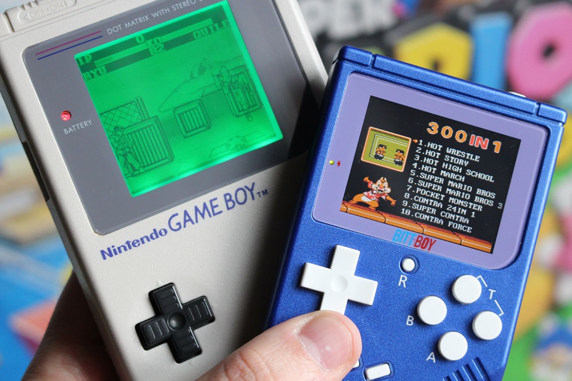 BittBoy 推出内置 300 款经典 FC 游戏的复古掌上游戏机