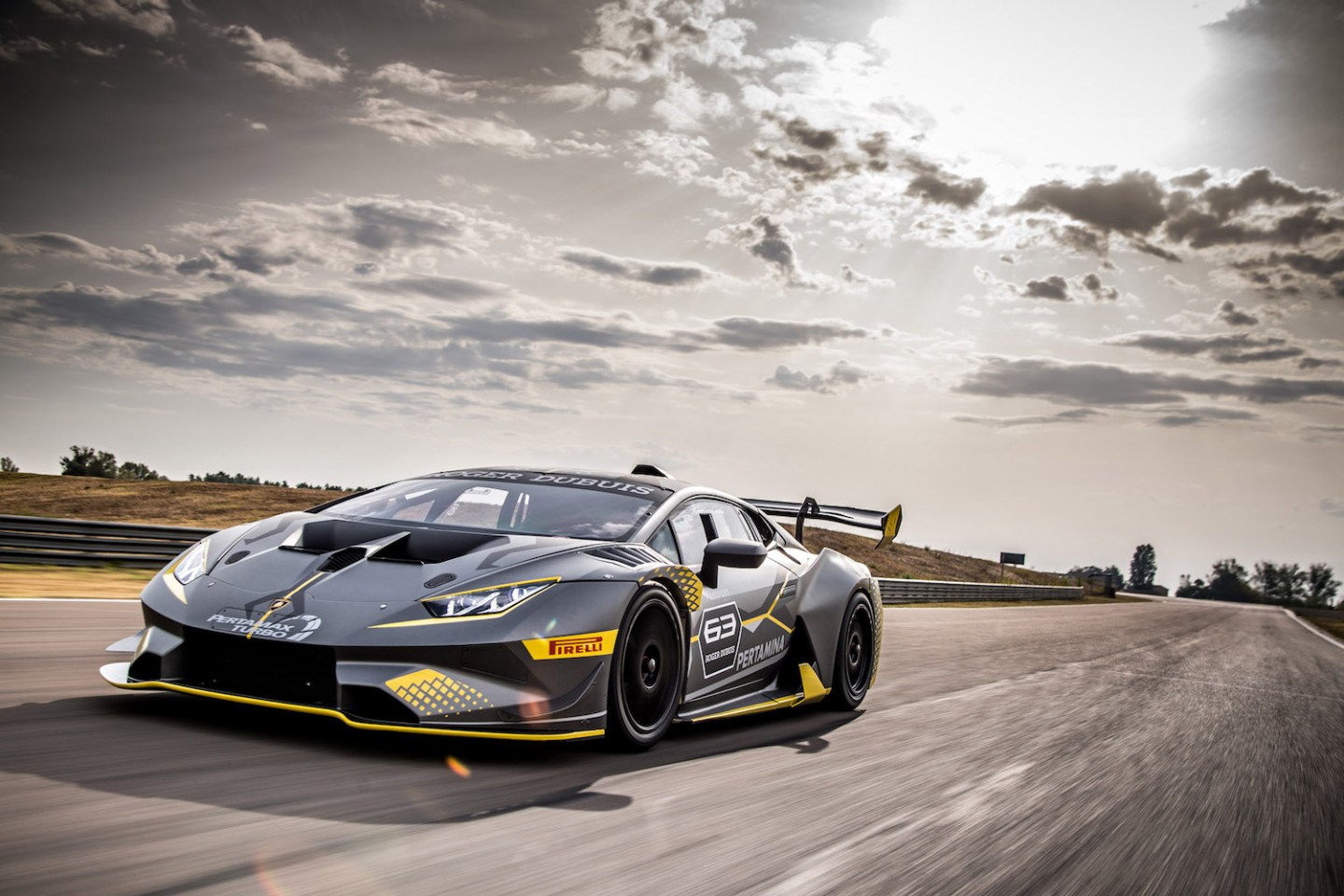 Lamborghini 最新 Huracán Super Trofeo EVO 登场