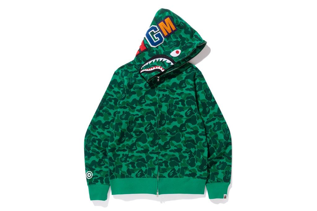 BAPE 推出涩谷店铺 10 周年纪念别注系列