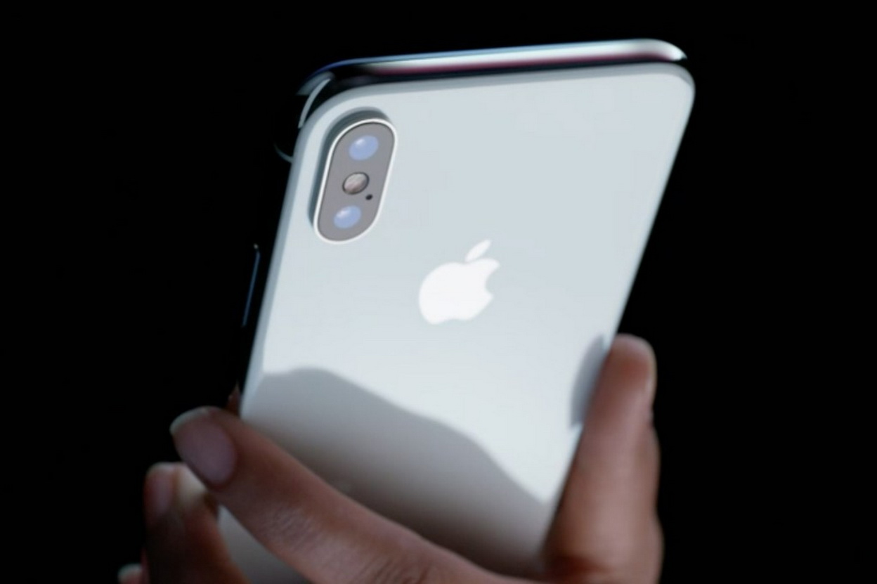 Reddit 影片流出揭示 iPhone X 全新动态桌布效果