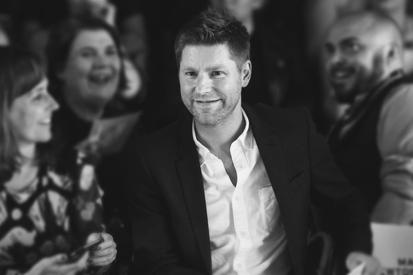 Christopher Bailey 将于 2018 年离开 Burberry