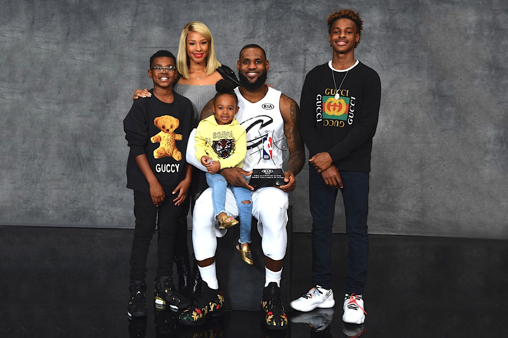 勒布朗·詹姆斯 LeBron James 坦言后悔给大儿子起名 LeBron James Jr.