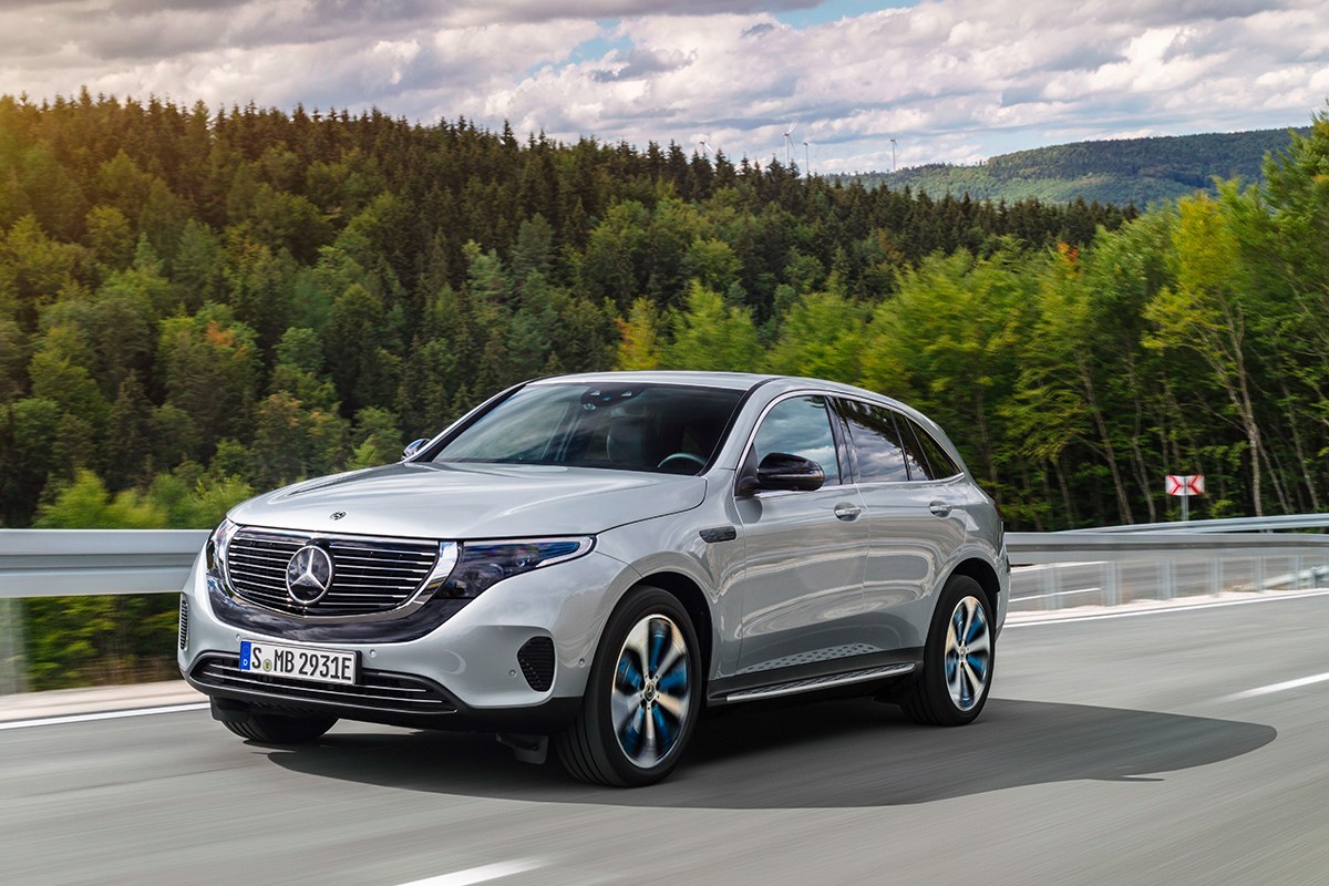 奔驰 Mercedes-Benz 首台纯电 EQC 正式投产