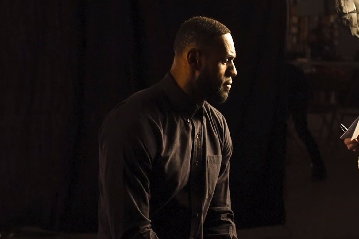 LeBron James 出镜电能化 HUMMER 最新广告片段