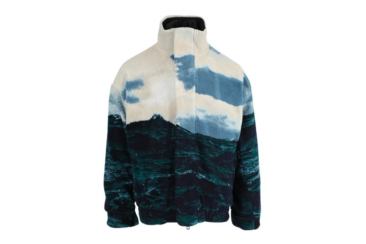 Burberry 推出全新 Sea Landscape 印花 Fleece 夹克