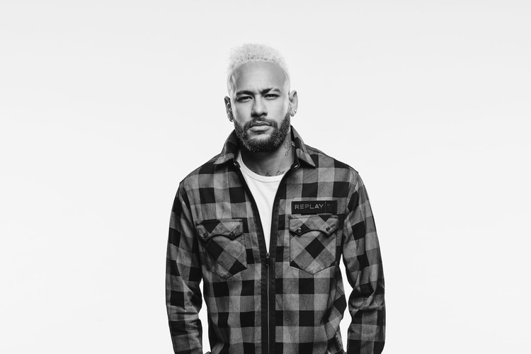REPLAY × Neymar Jr. 别注系列即将正式发售