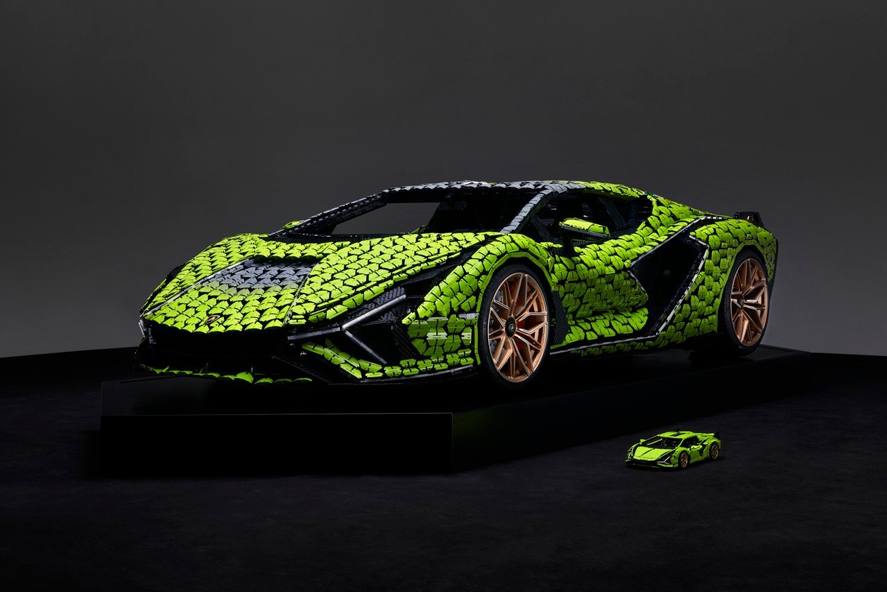 LEGO Technic 实体化 1:1 尺寸 Lamborghini Sián 超跑积木模型
