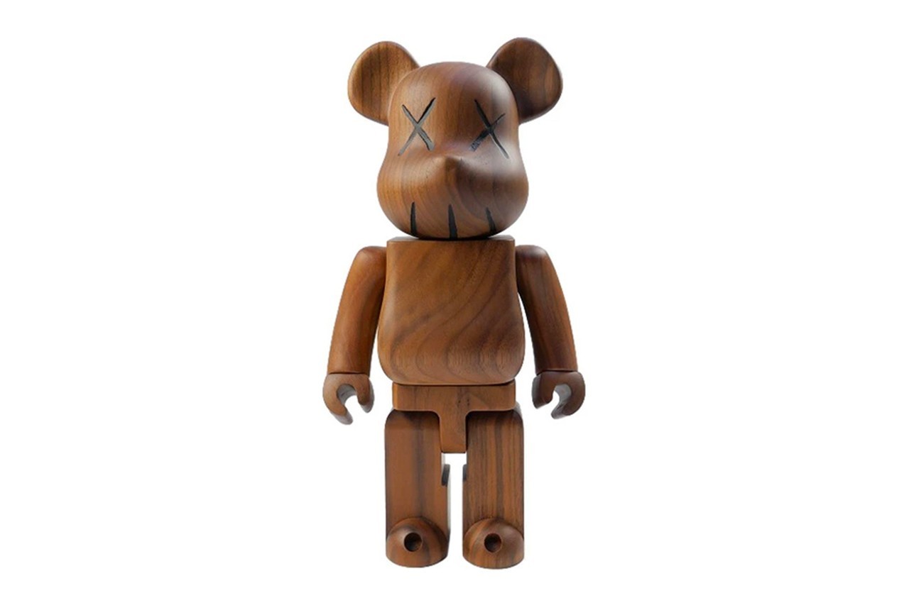 KAWS × Medicom Toy 稀有 2005 年联乘 BE@RBRICK 展开发售