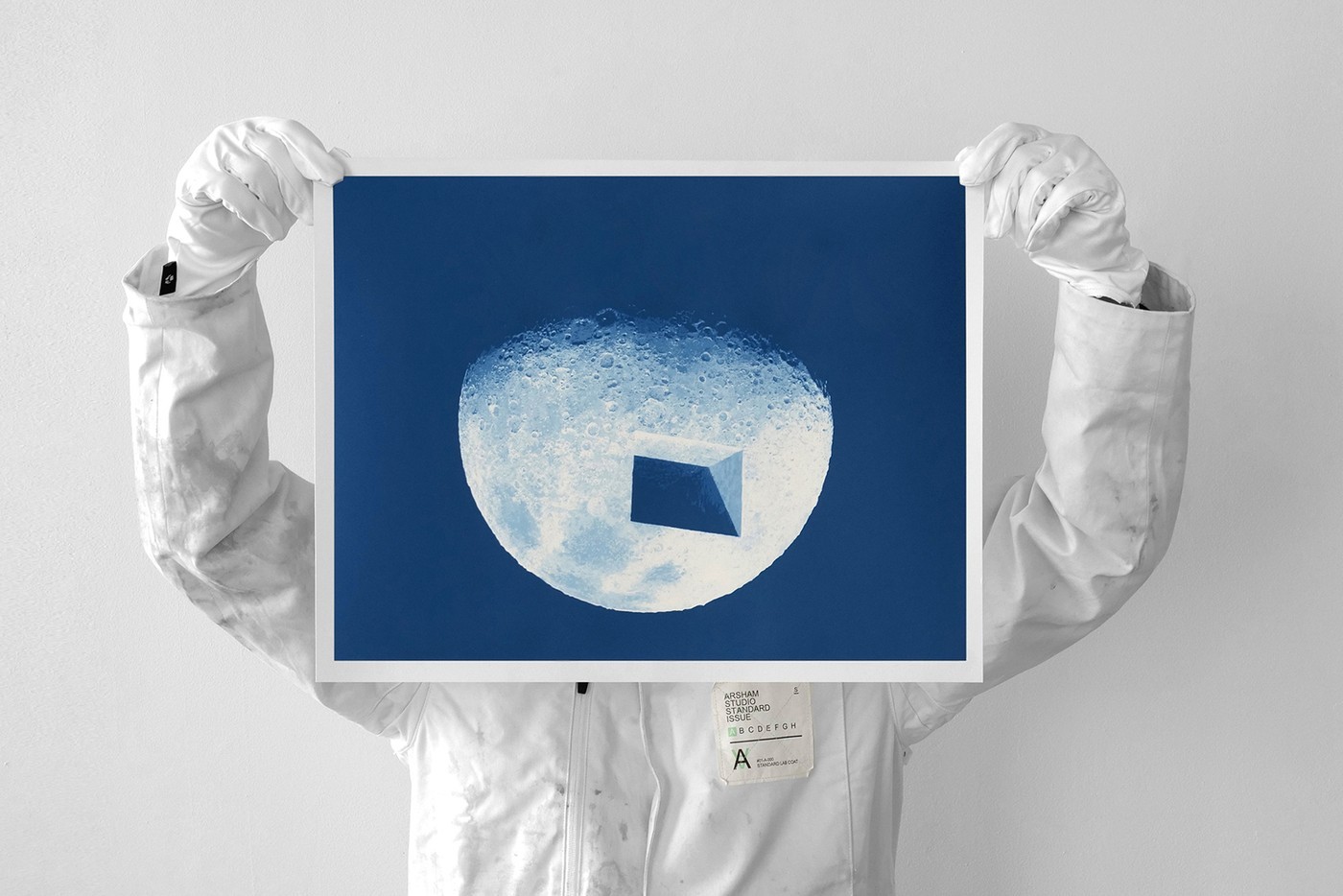 Daniel Arsham 打造《LUNAR PRINTS》全新绘画作品