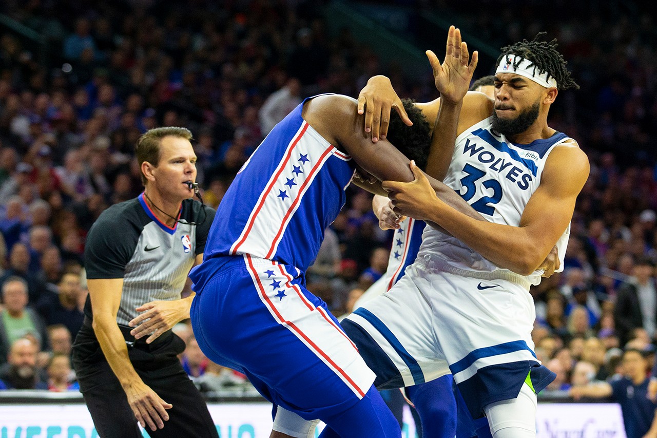 76ers、Timberwolves 球员 Joel Embiid 与 Karl-Anthony Towns 发生斗殴