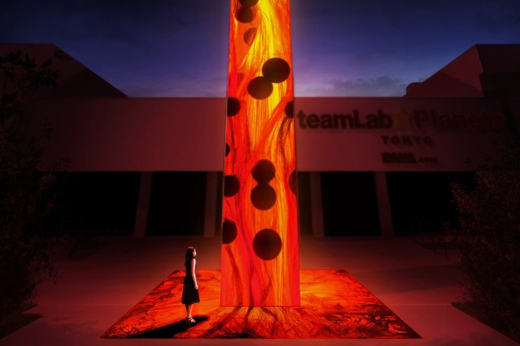 teamLab 首次打造全新火焰光影艺展