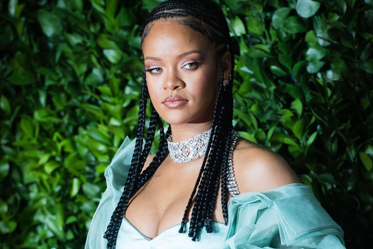 《福布斯 / Forbes》宣布蕾哈娜 Rihanna 正式晋升亿万富翁行列