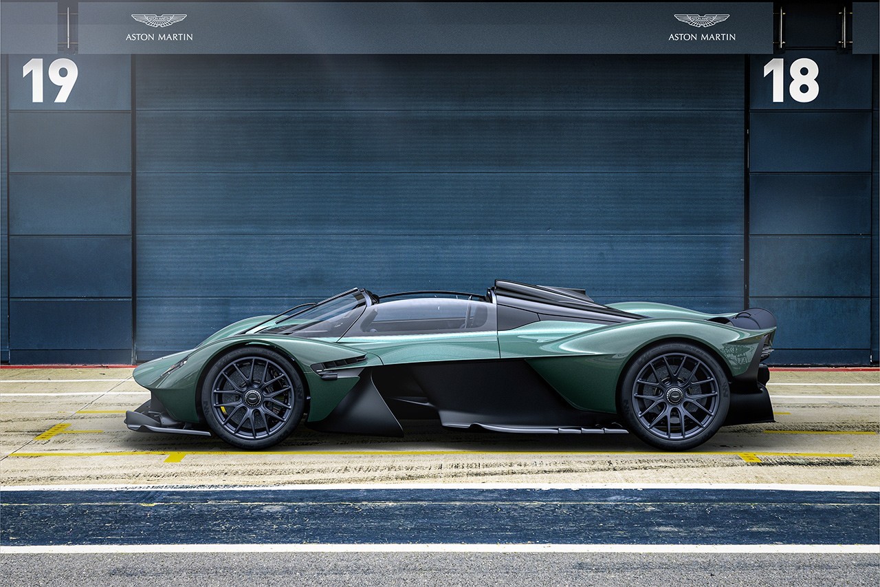 阿斯顿·马丁 Aston Martin 发表限量 85 辆全新 Valkyrie Spider 开篷超跑