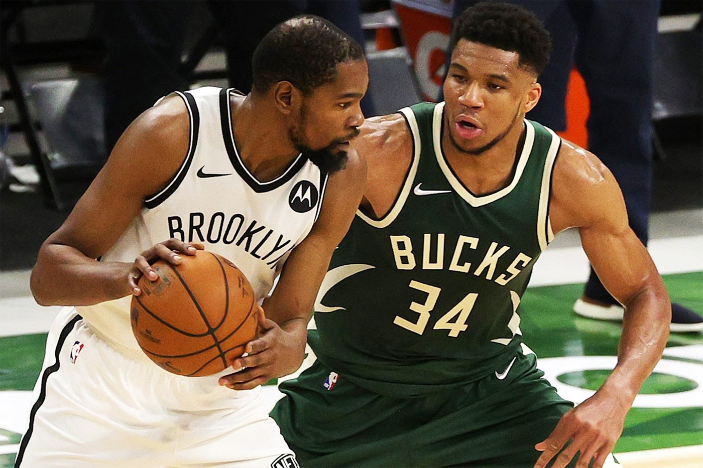 字母哥 Giannis Antetokounmpo 认为凯文·杜兰特 Kevin Durant 是「世上最好的球员」