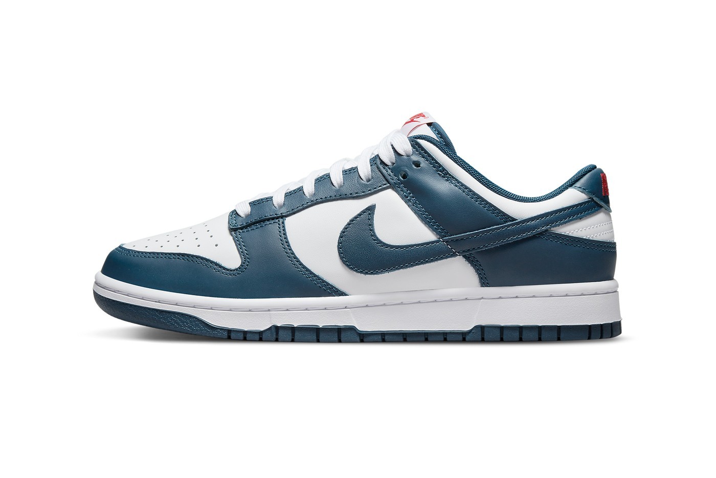 Nike Dunk Low 全新配色「Valerian Blue」鞋款率先亮相