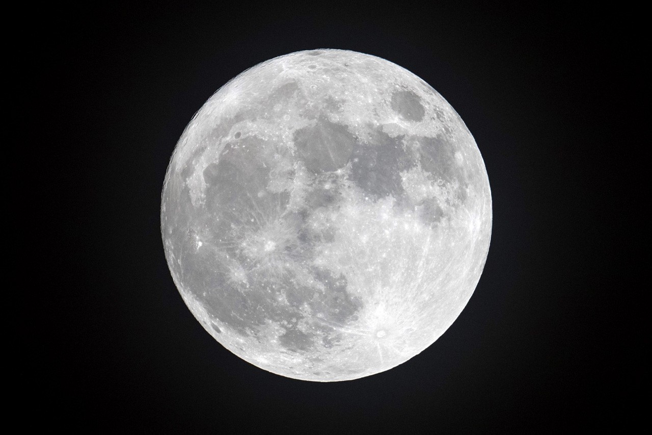 当代艺术家 Jeff Koons 首个 NFT 项目「Moon Phases」将把雕塑品发射至月球