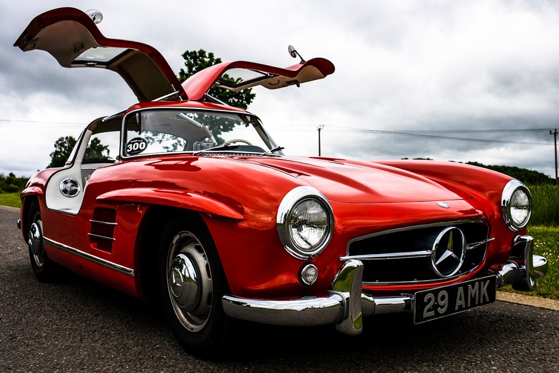 实测经典殴翼豪车梅赛德斯·奔驰 Mercedes-Benz 300SL Gullwing