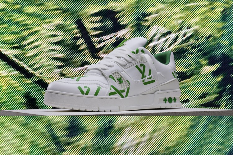 Louis Vuitton 采用环保材质打造全新 LV Trainer 鞋款