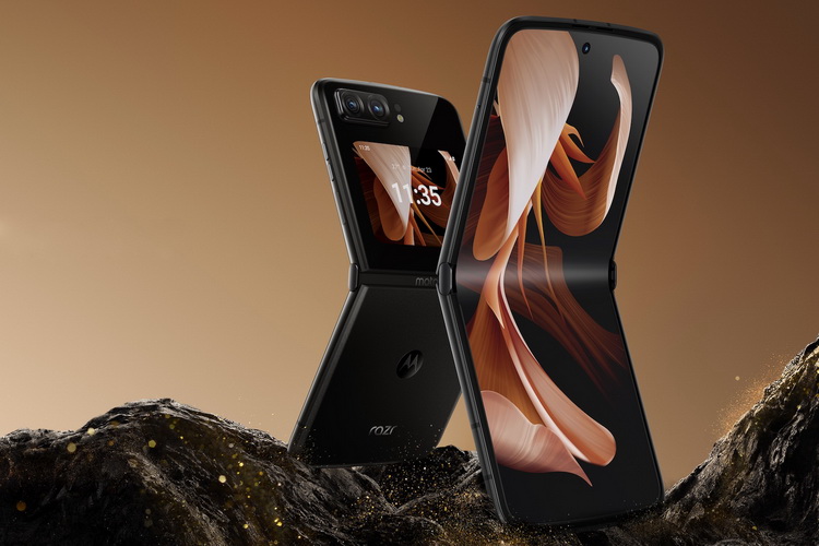 Moto 最新的 Razr 2022 折叠机终于用上了旗舰芯片