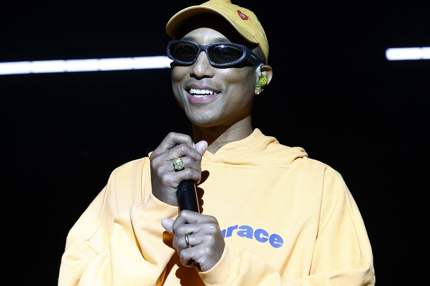 Pharrell Williams 确认将与人气韩团 BTS 推出合作曲目
