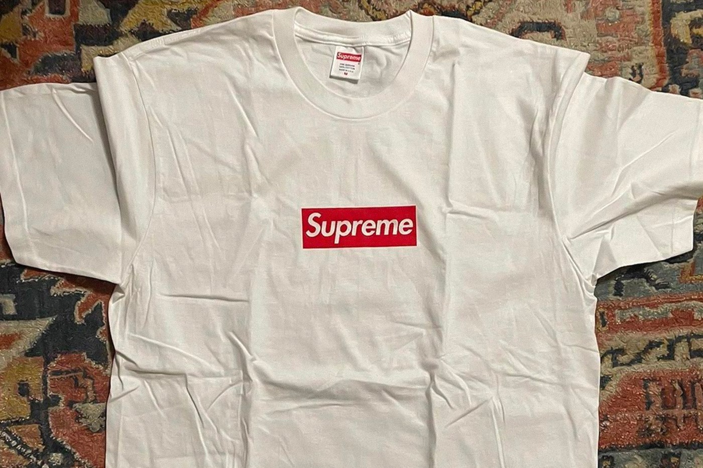 Supreme West Hollywood 最新店铺限定专属Box Logo Tee 率先曝光- 衣服