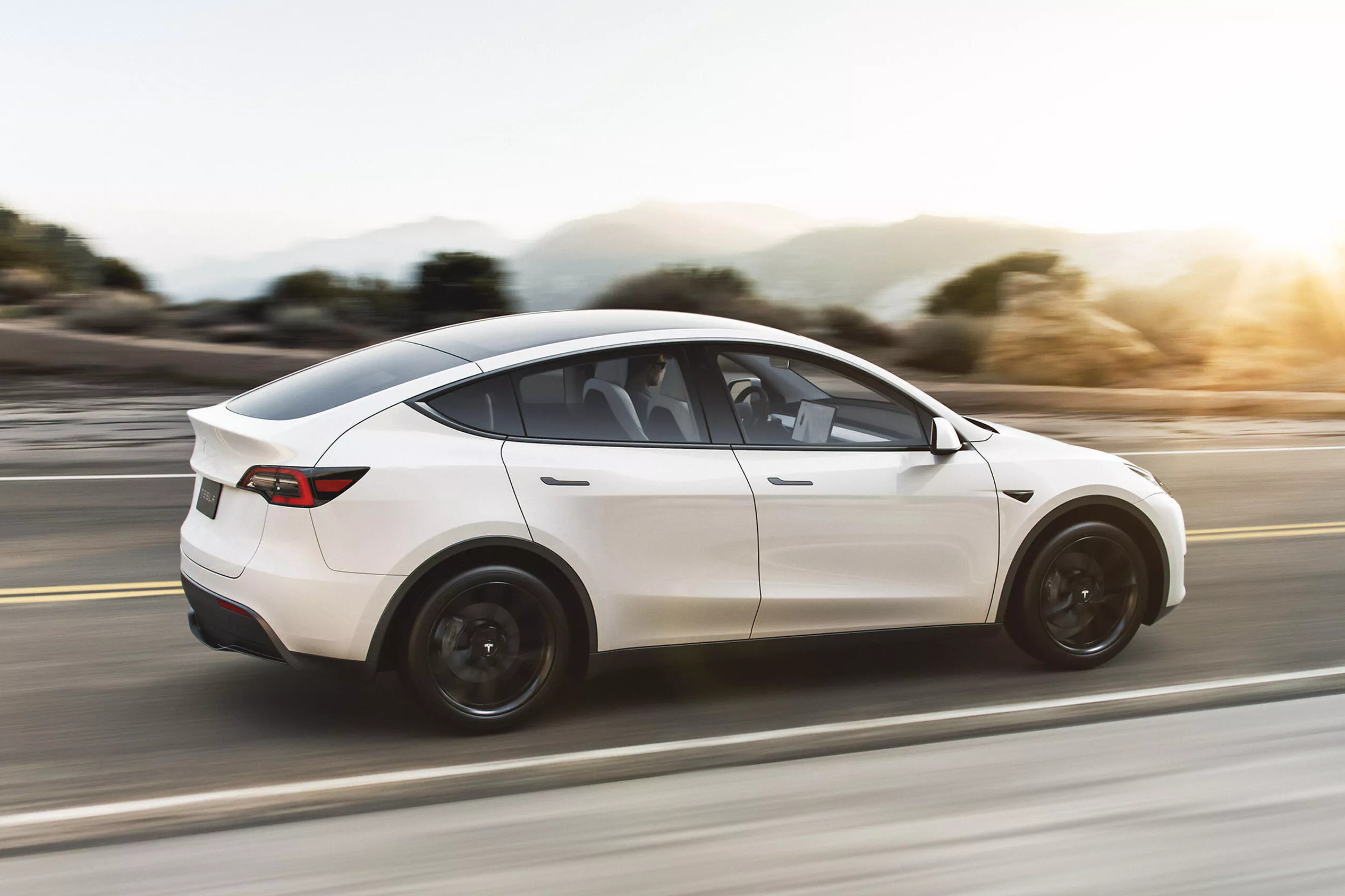 消息称特斯拉拟对 Model Y 电动汽车进行改造，9 月生产改款 Model 3