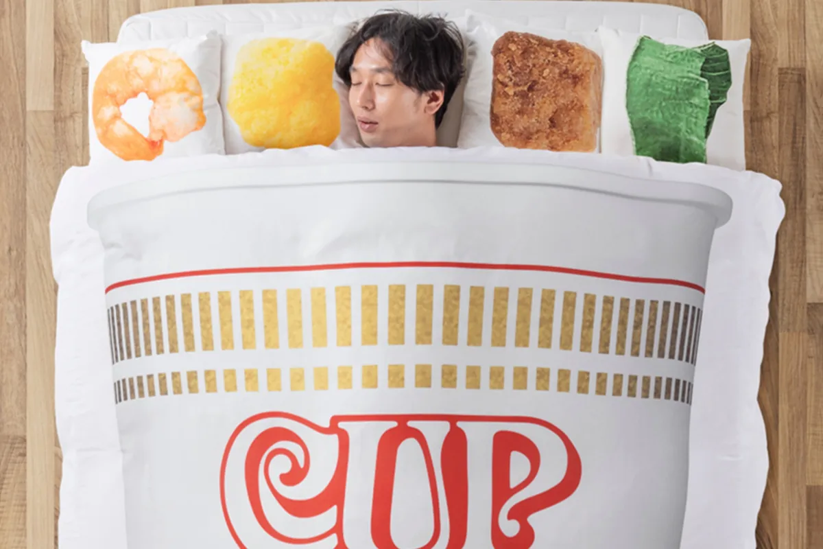 Nissin 日清食品推出「杯面造型」寝具组