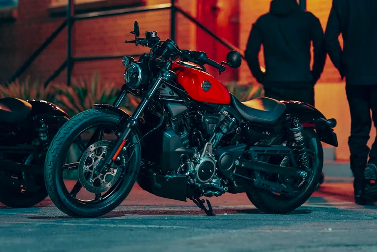 Harley-Davidson 正式发表 120 周年纪念全新别注系列车款
