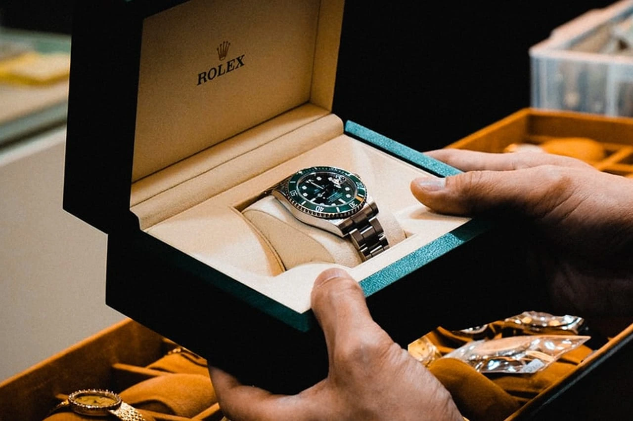 Rolex、Audemars Piguet 和 Patek Philippe 等高级表款二手价格下滑？