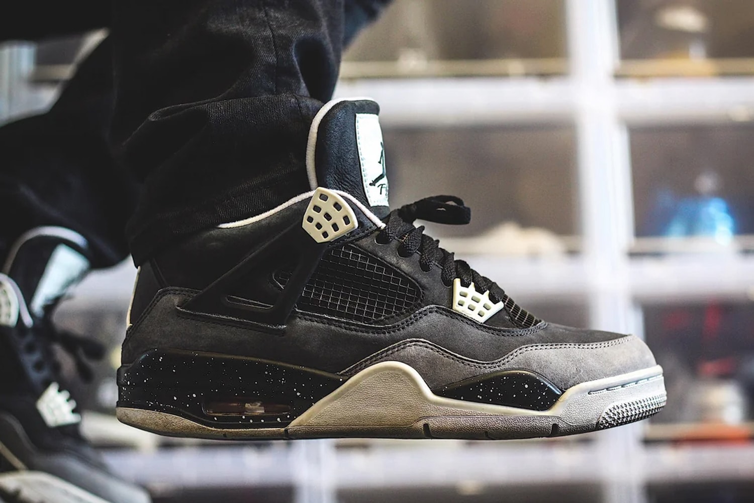 消息称 Air Jordan 4 经典配色「Fear」鞋款有望于 2024 年复刻回归