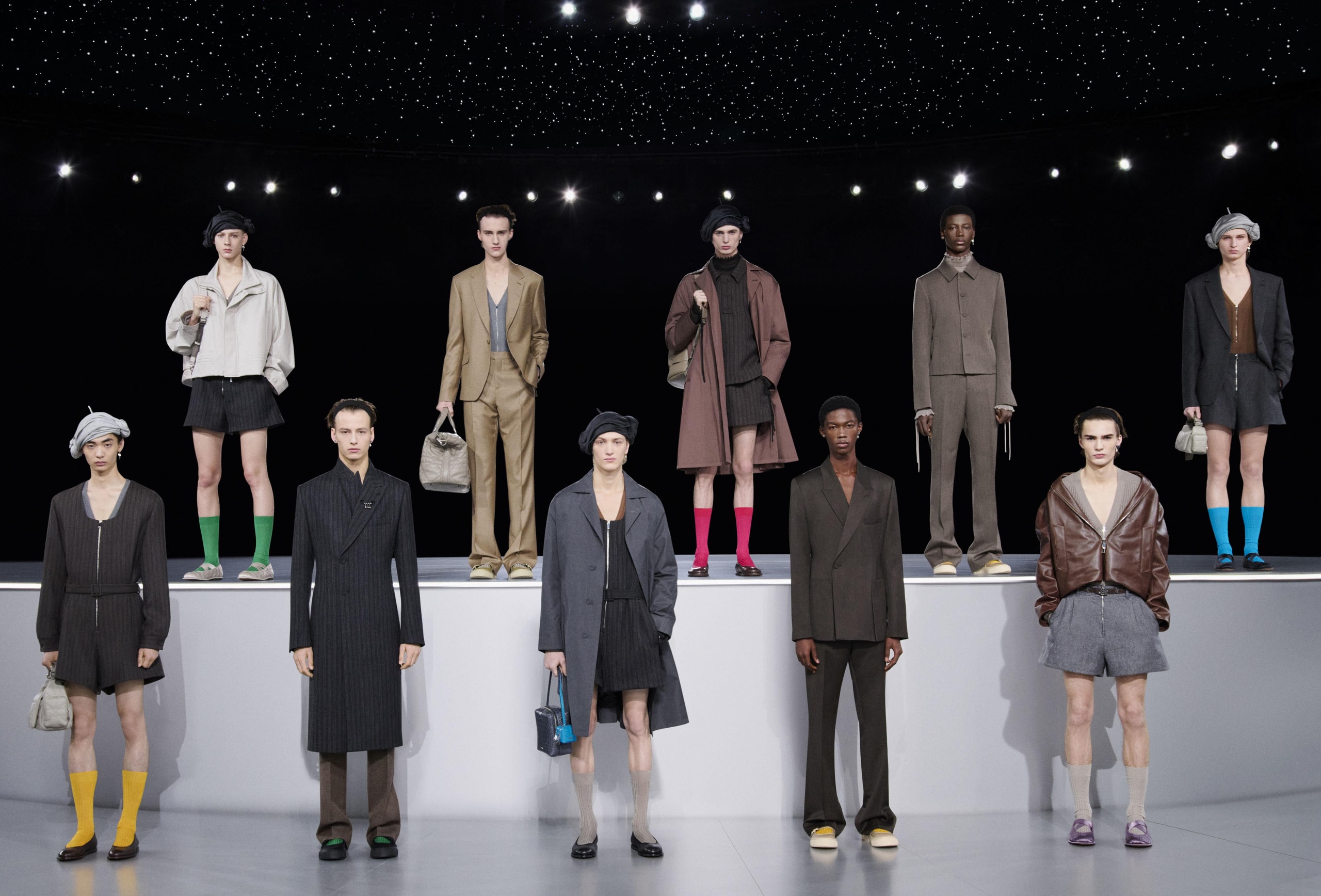 Dior 与 Kim Jones 推出男装高级订制服支线