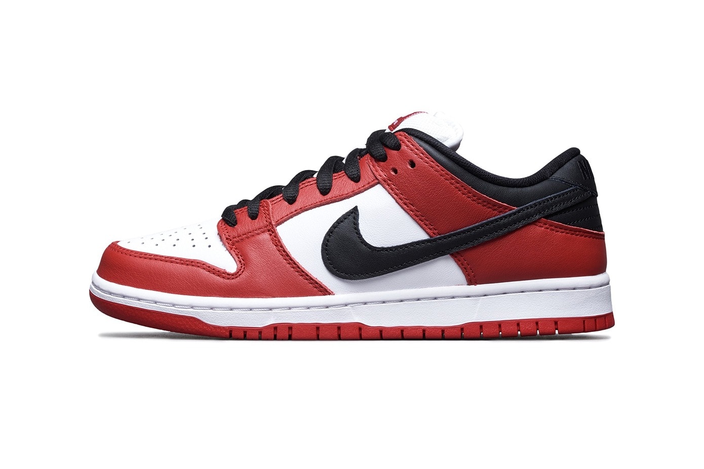 Nike SB Dunk Low 人气配色「Chicago」鞋款即将复刻回归