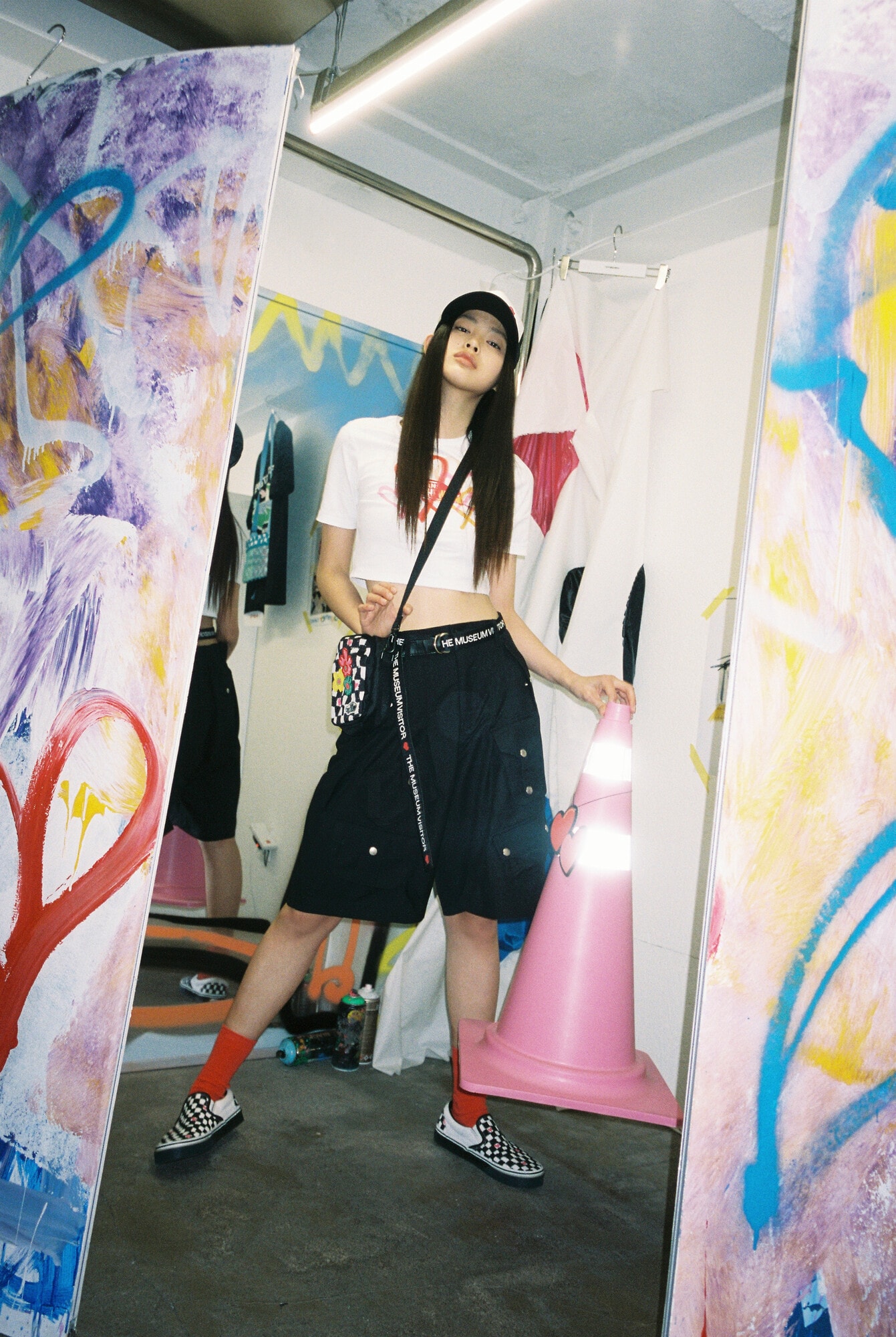 Vans 携手THE MUSEUM VISITOR 发布首次联名系列- 型录- 瘾潮流