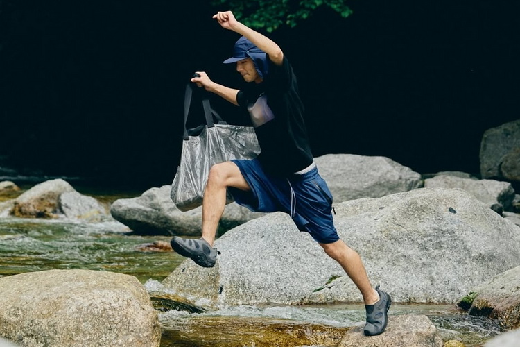 meanswhile 释出全新 2025 春夏造型特辑 Lookbook