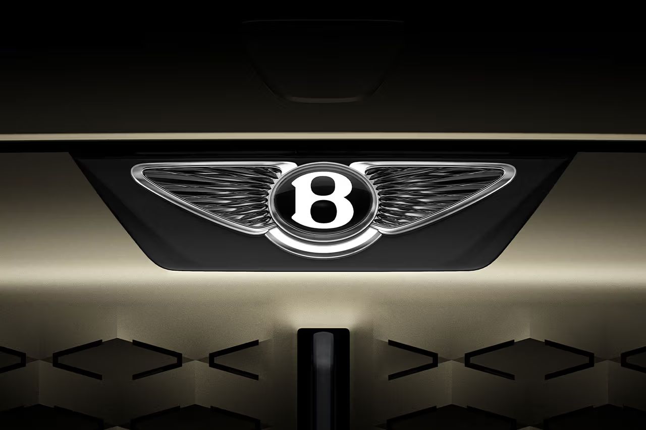 宾利 Bentley 正式公开全新 Winged B 飞翼厂徽设计
