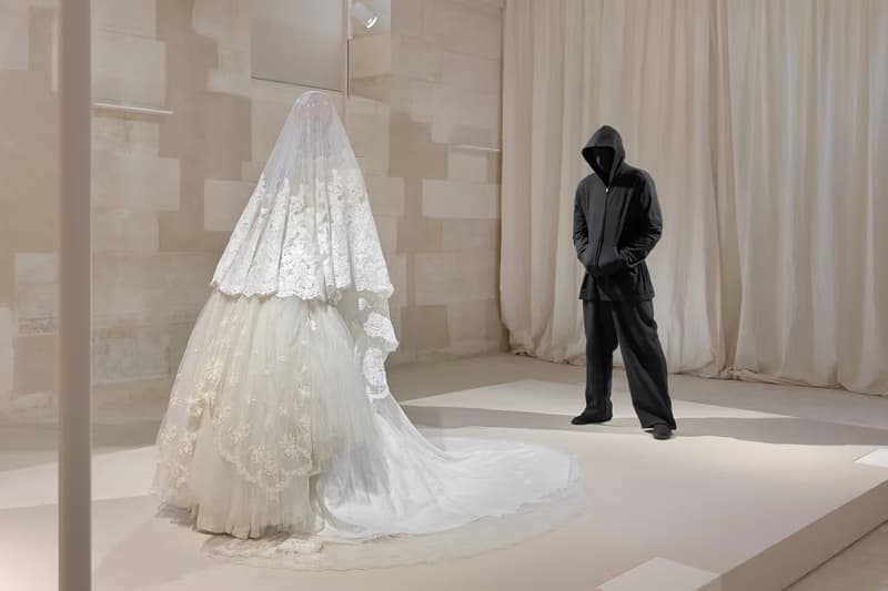 Demna 亲自策划 Balenciaga 十年回顾展